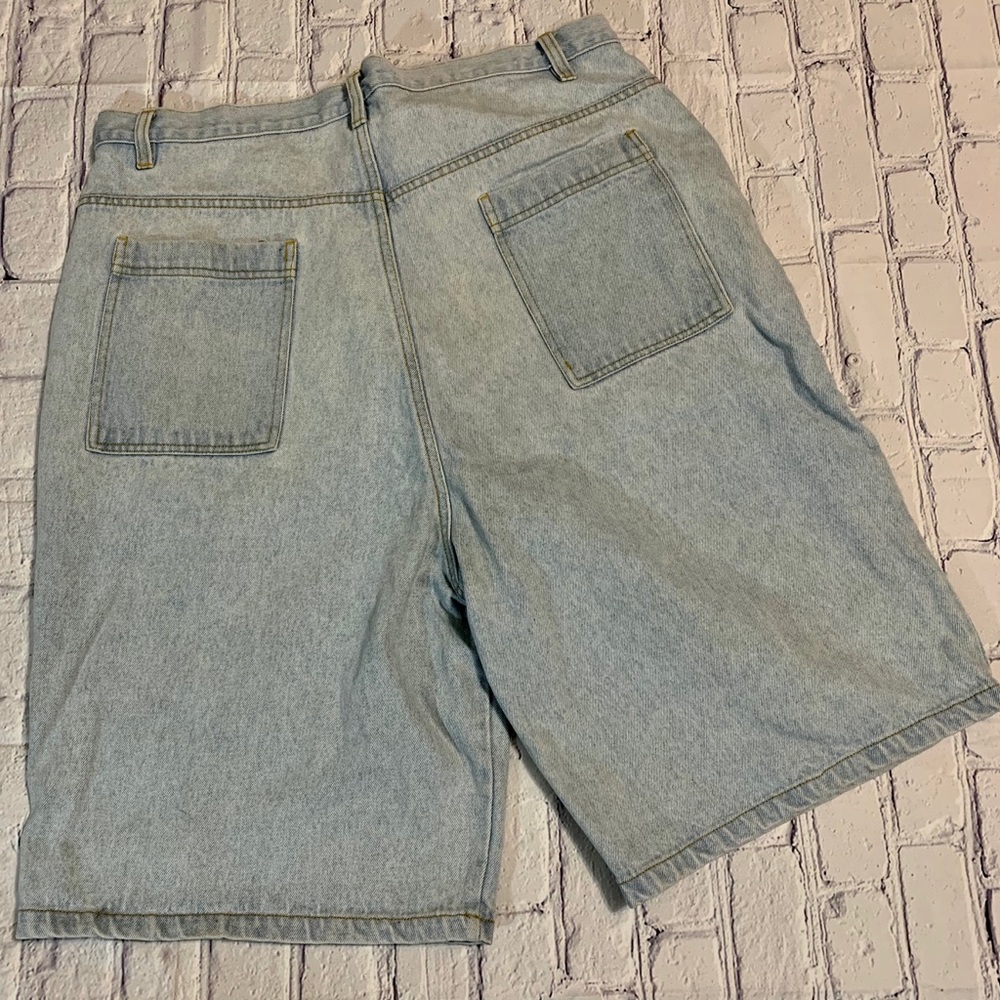 Vintage 90’s Reebok Jean Denim Shorts Light Wash - Picture 2 of 6
